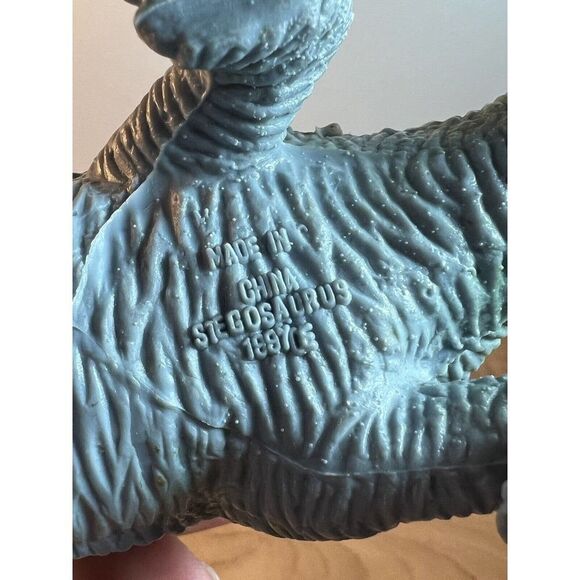 Vtg
1997 Stegosaurus Dinosaur Dino Figure Toy 8.5x3.5” - Picture 8 of 10